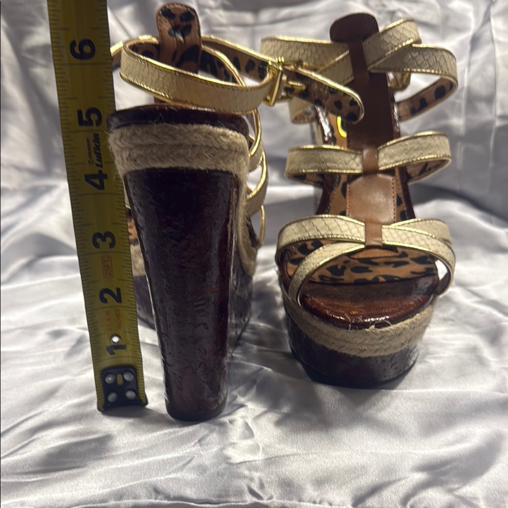 Jessica Simpson Cream and Brown Platform Sandals - Picture 4 of 6